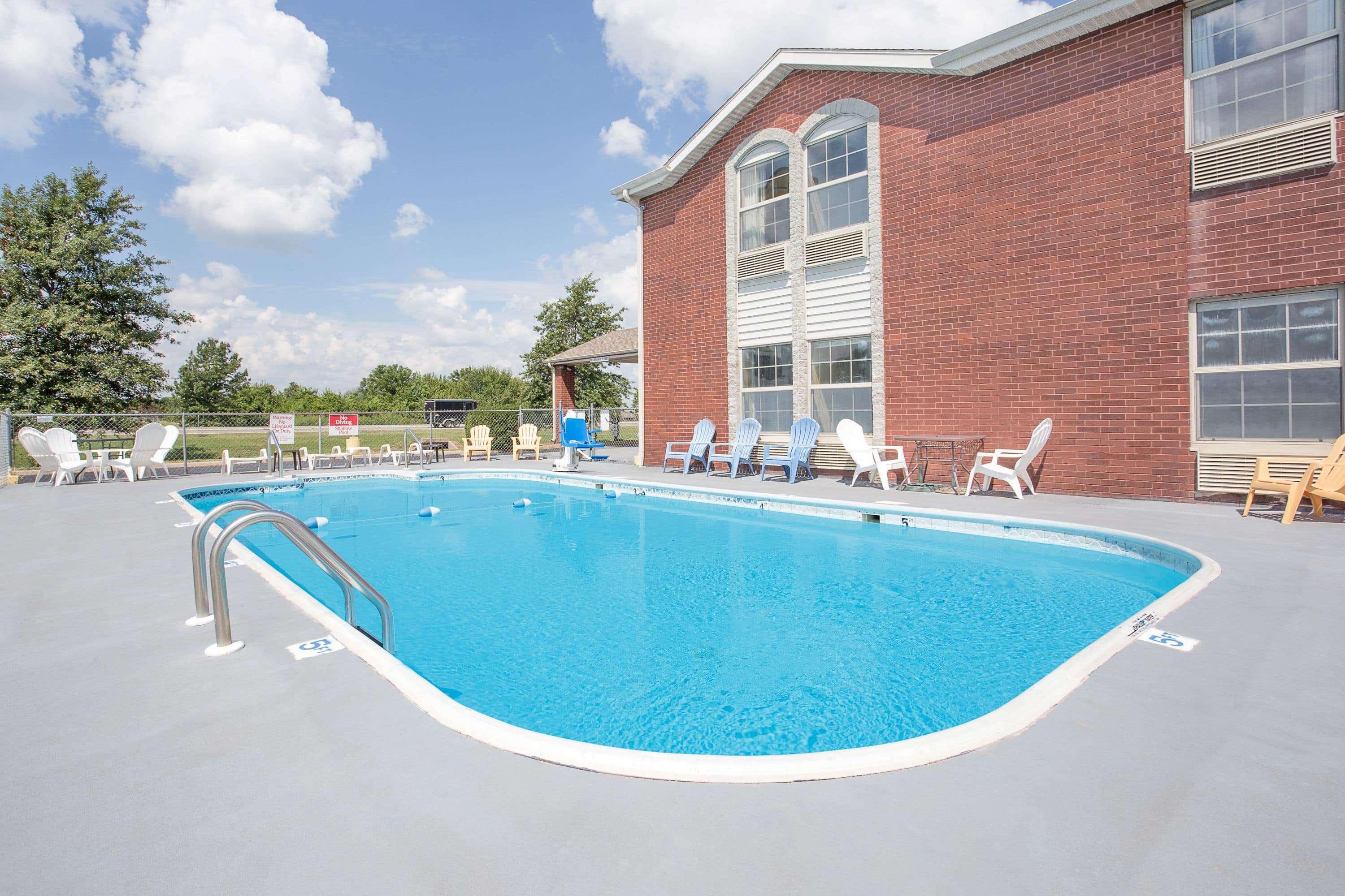 Hotel Super 8 By Wyndham Nixa/Springfield Area Exterior foto